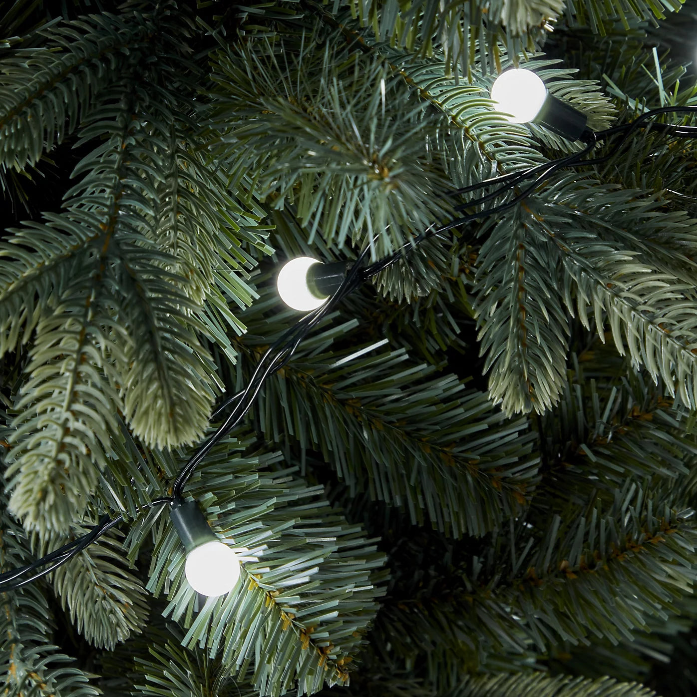 240 Ice white Berry LED String lights With timer function & 25.12m Green cable