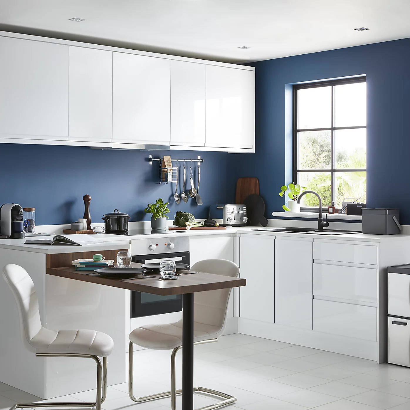 GoodHome Garcinia Integrated handle Gloss white Highline Cabinet door (W)600mm (H)715mm (T)19mm