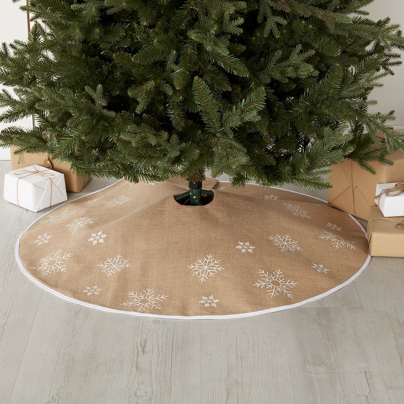 Natural Hessian Nordic Snowflake Tree skirt 99cm(Dia)