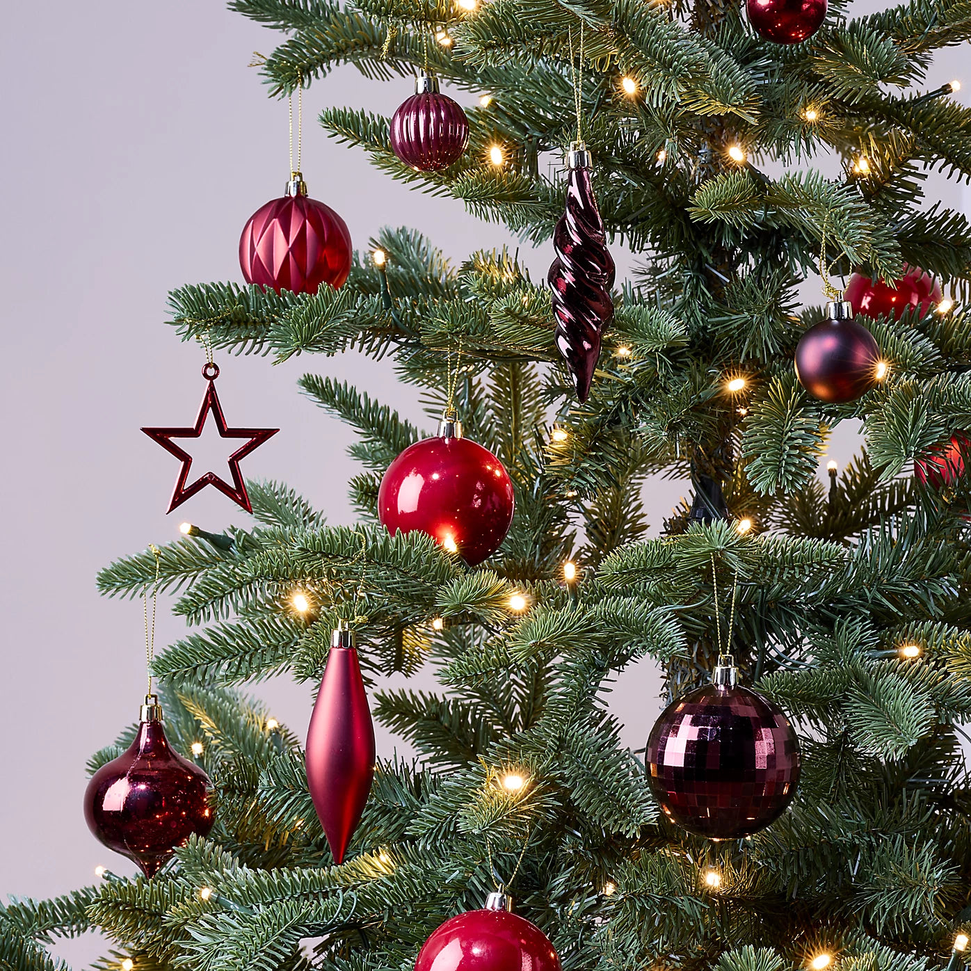 Plastic Hanging Christmas Tree decoration, Pack of 40 - Red Baubles